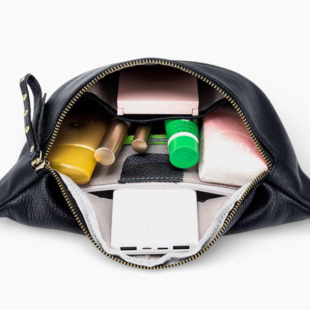 Sac banane en cuir pour femme, modèle Perle, élégant et moderne, avec finition soignée et couleur chic.