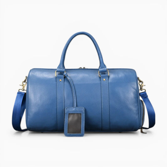 Élégant sac de voyage en cuir modèle Genève de la marque Élégance Cuir, montrant le design et la texture du cuir.