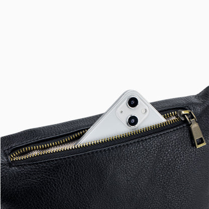 Sac banane en cuir pour femme modèle Perle de la marque Élégance Cuir, avec design moderne et élégante finition.