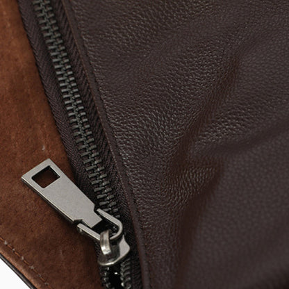 Sac banane en cuir marron pour femme modèle Pépite d'Élégance Cuir, avec détail de tirette visible.