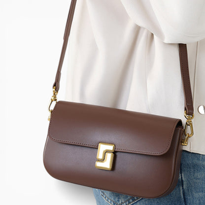 Sac bandoulière en cuir pour femme Élégance Cuir, modèle Camille, avec une finition élégante et des détails raffinés.