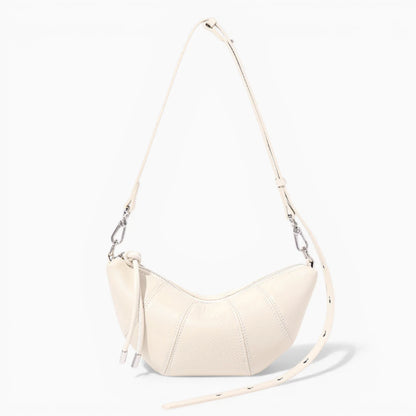 Sac à main en cuir demi-lune pour femme modèle Mademoiselle de la marque Élégance Cuir, vue de face